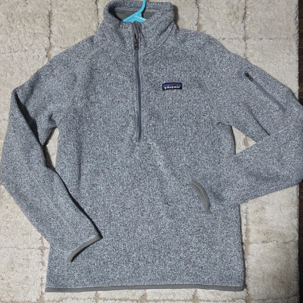 Patagonia Women's Half Zip-Up Sweater in Heather Gray